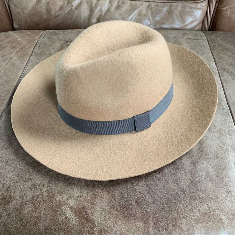 Express Wide Brim Felt Hat